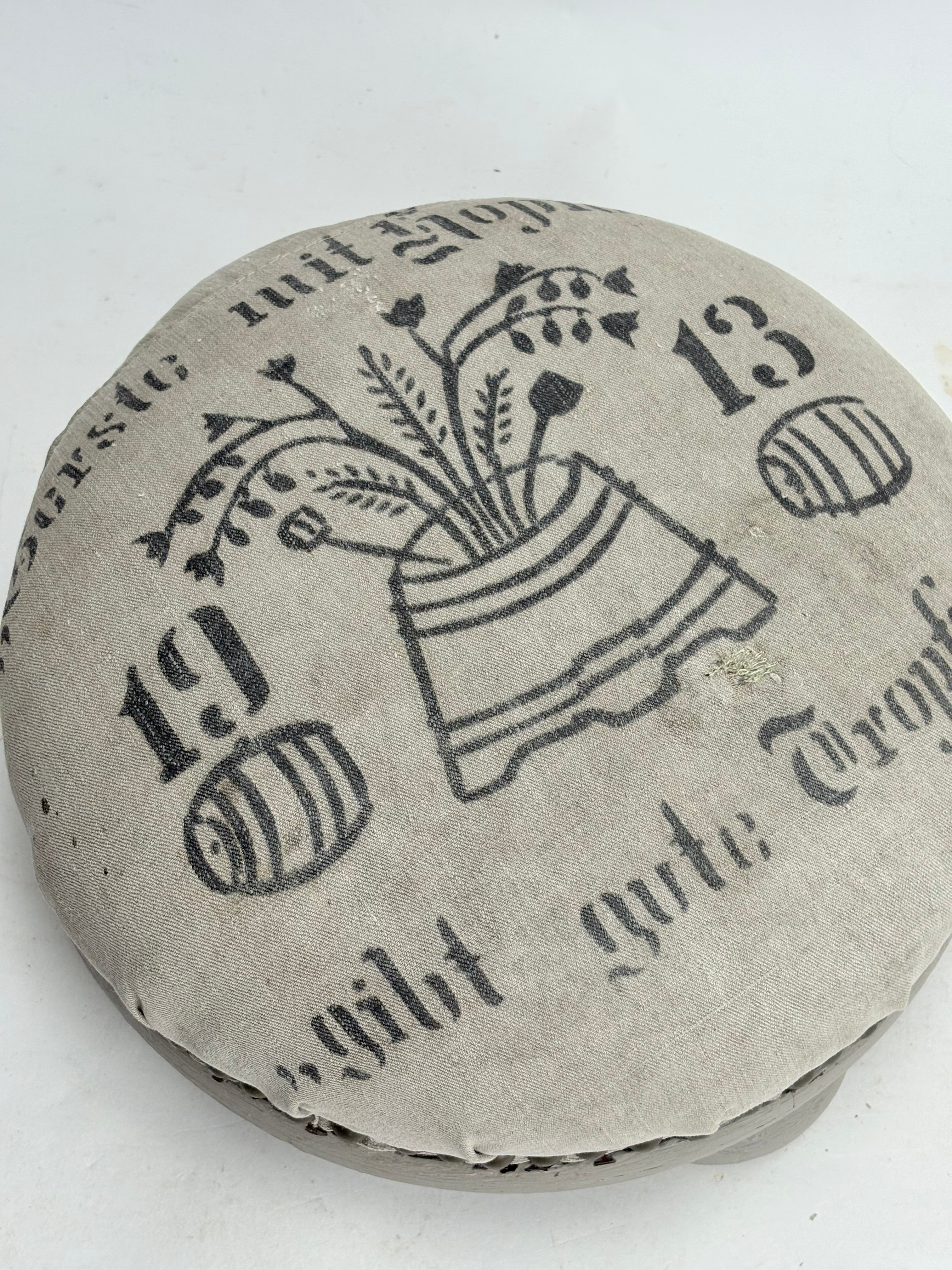 1913 Stool