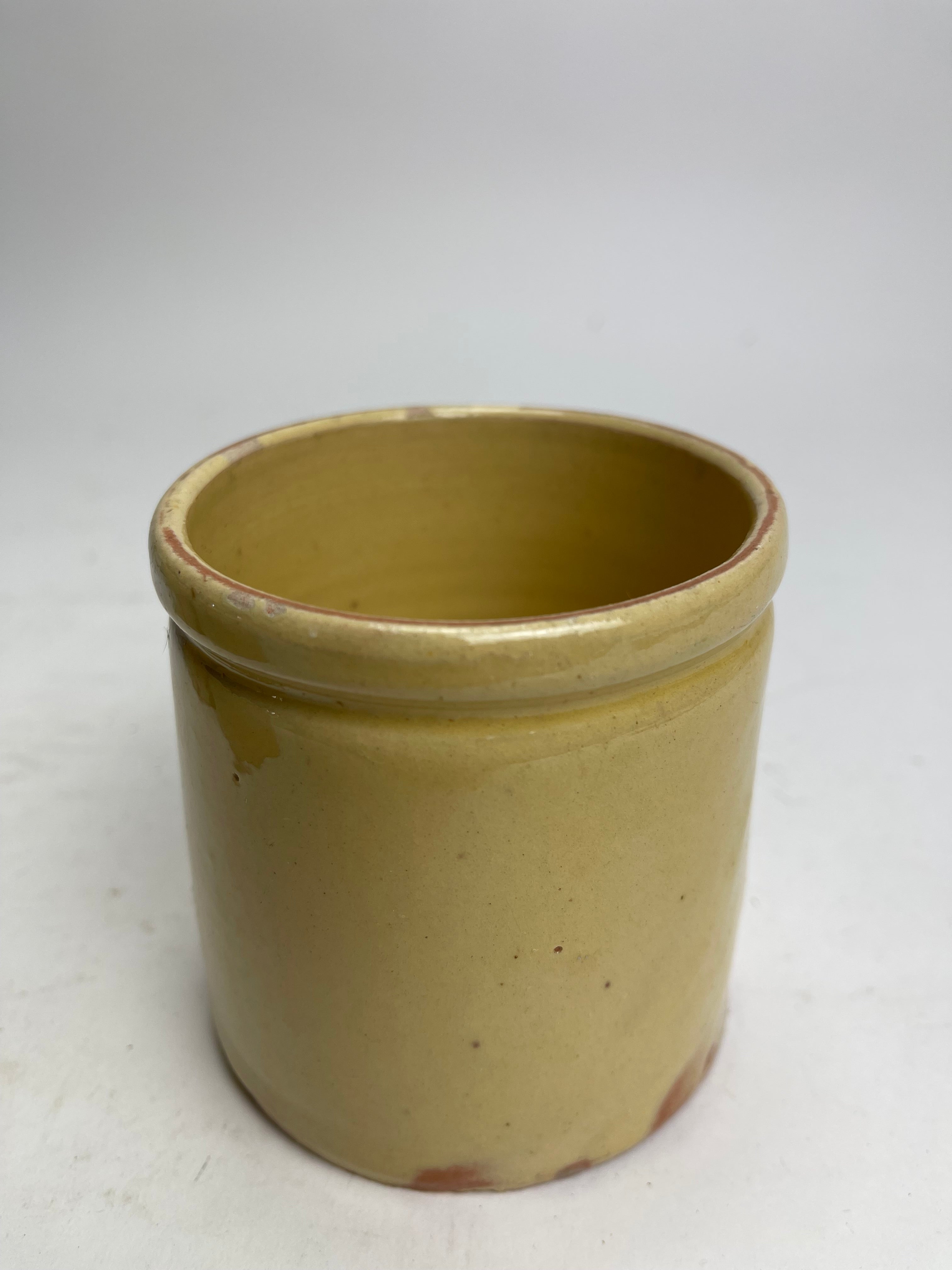 Yellow pottery