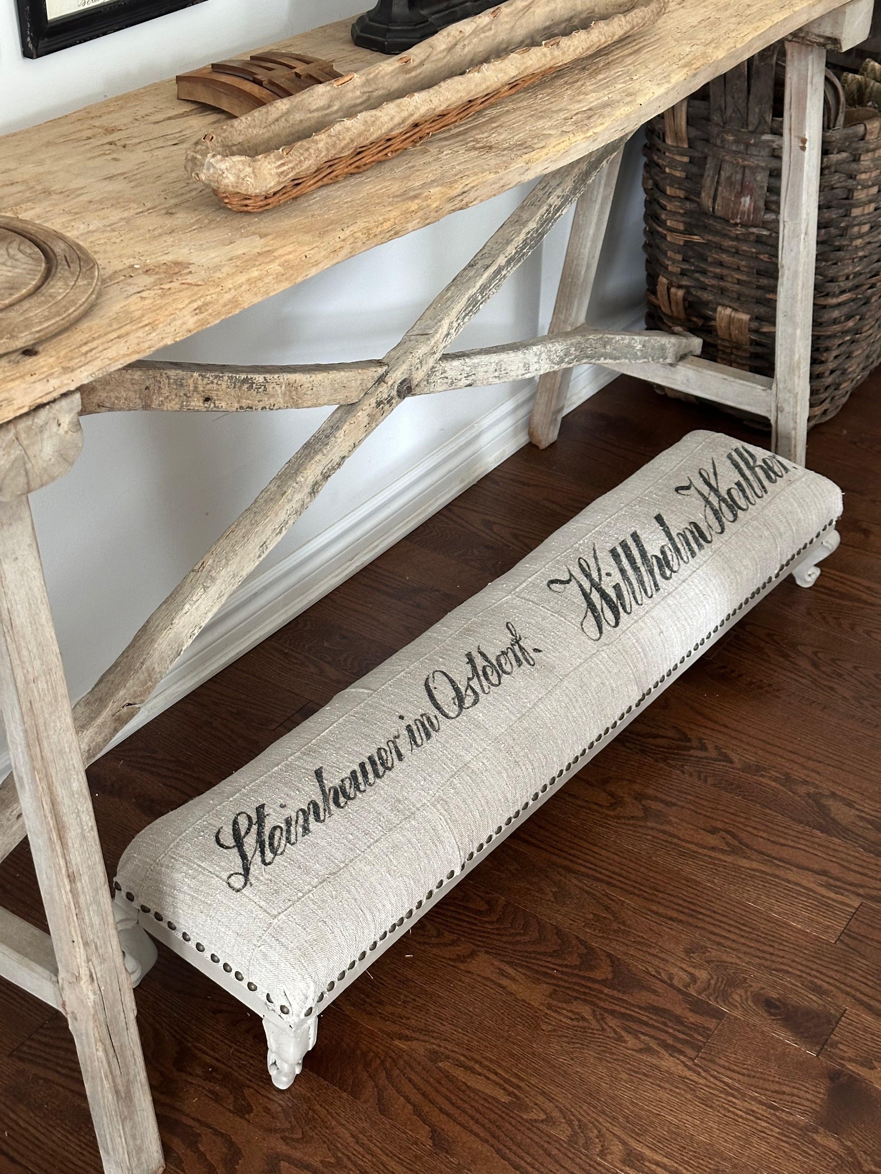 Long stool