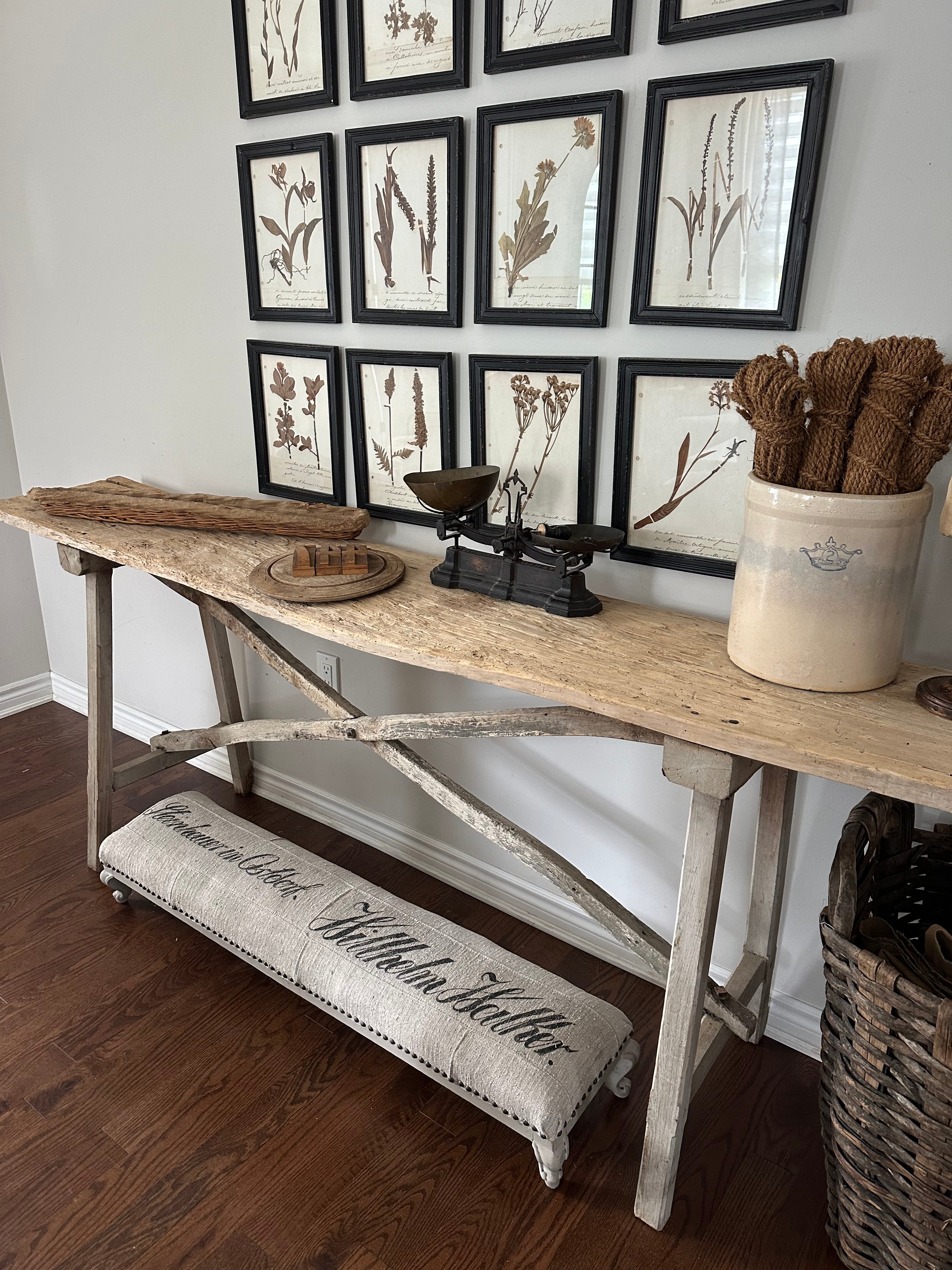 Long stool