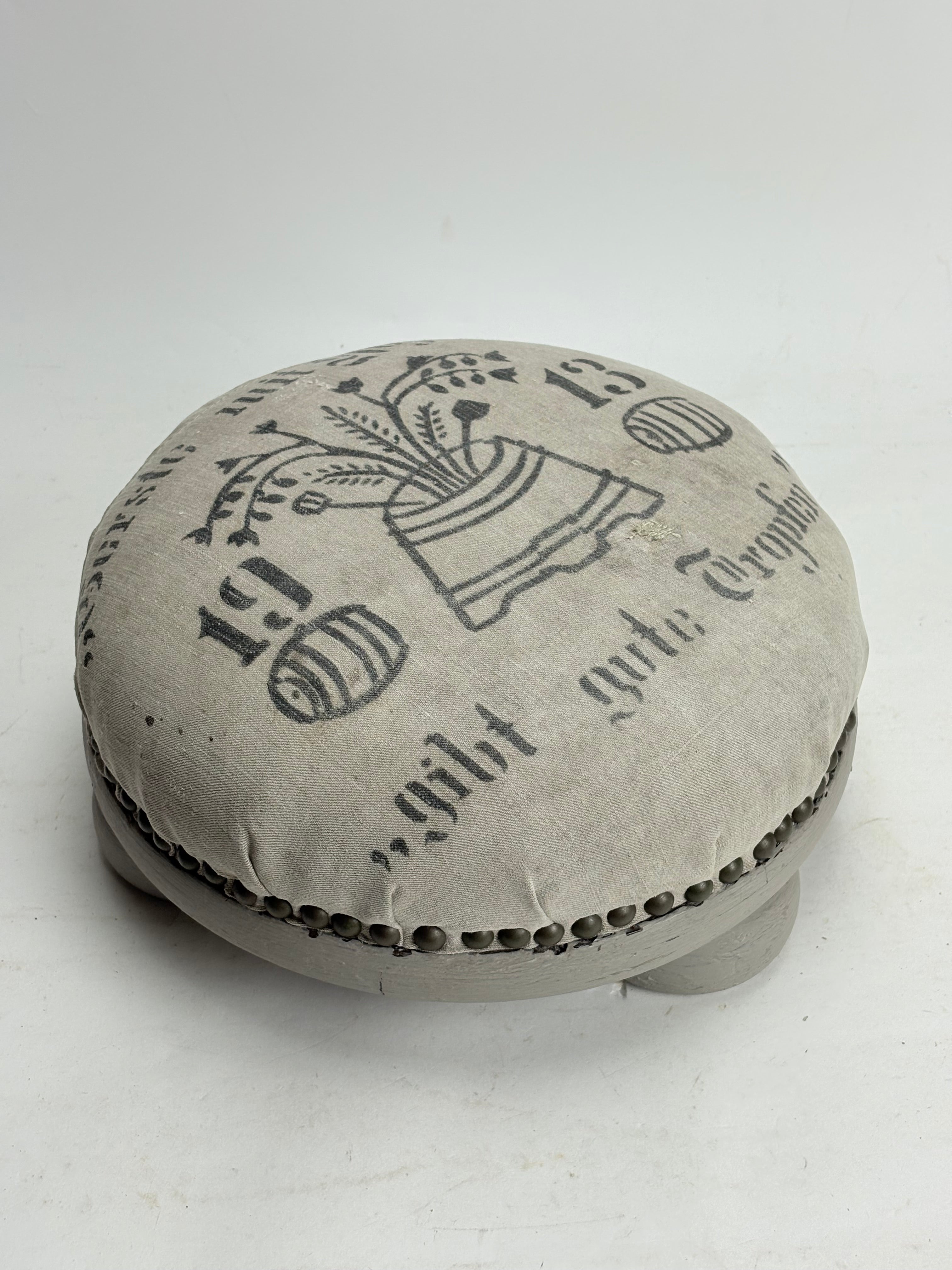 1913 Stool