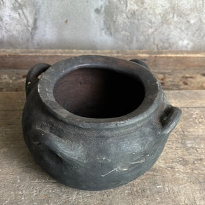 Black Pottery