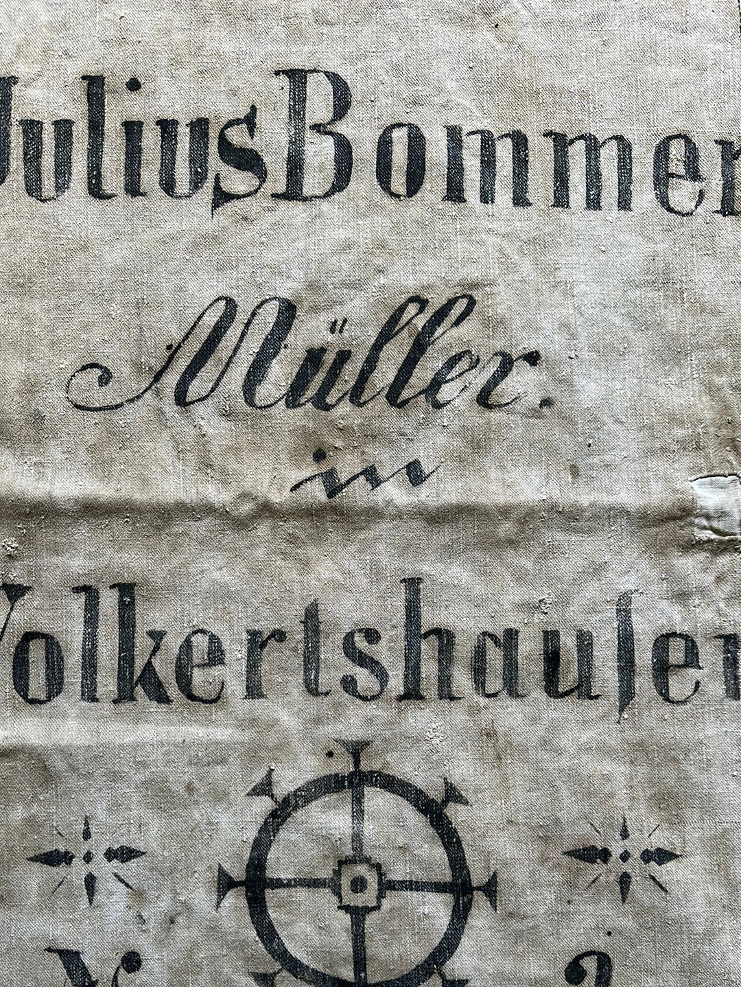 1886