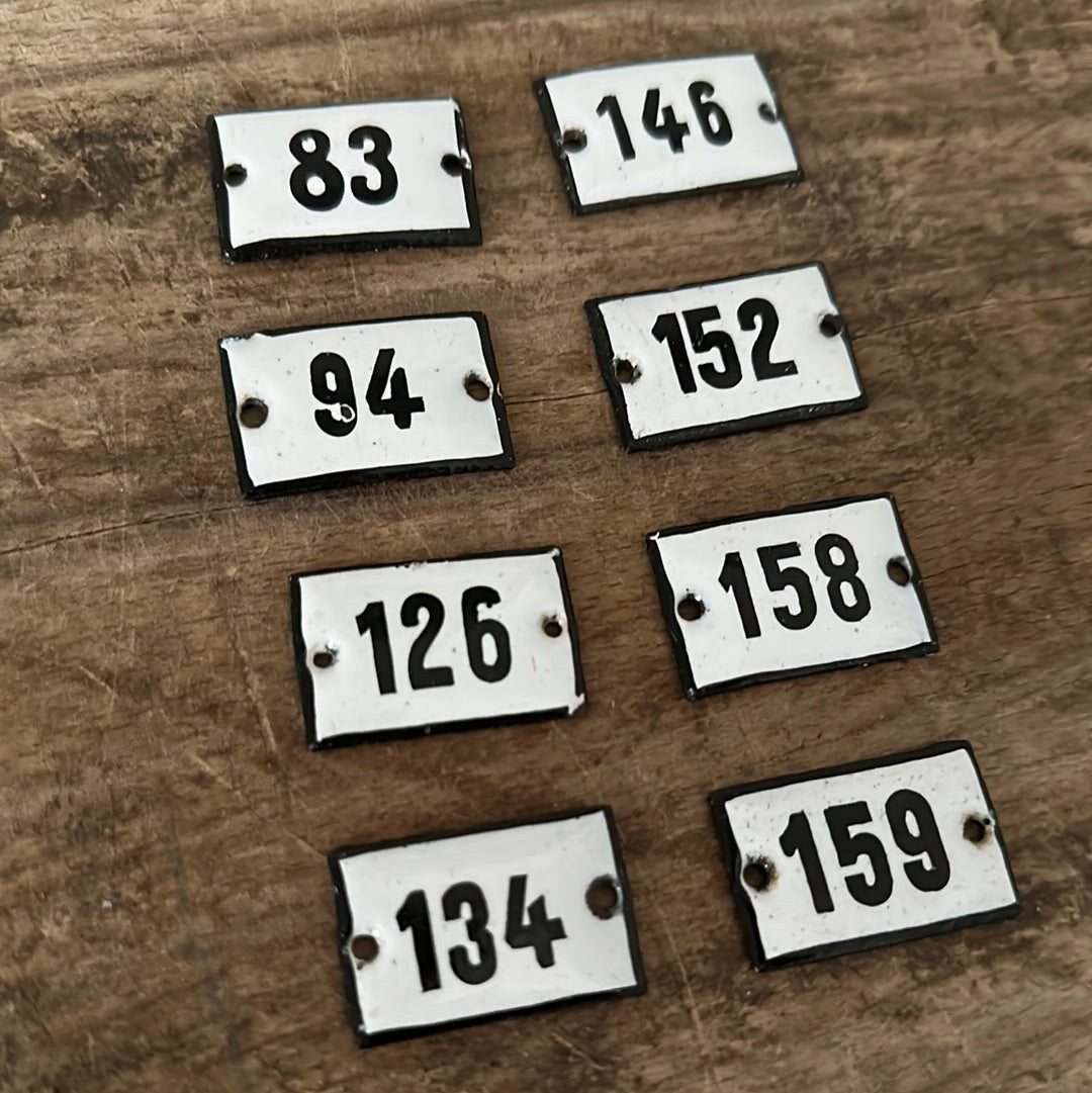 8x Enamel Numbers