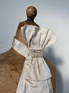 Communion bow